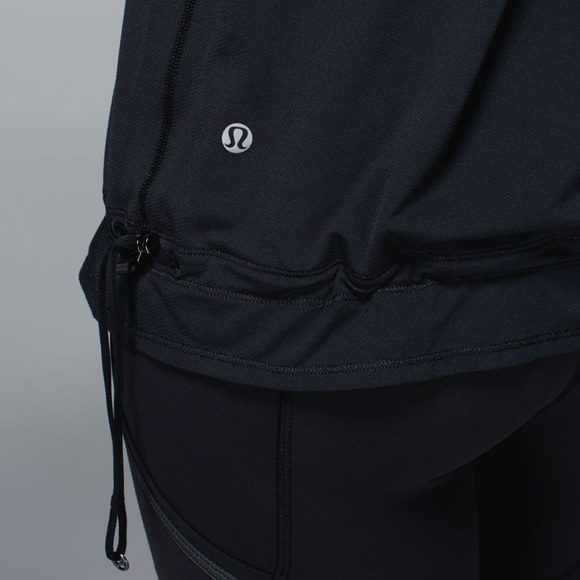 Lululemon Athletica Run: Ta Ta Topper Black/Pretty Palm Angel Wing Tank size 6 - Picture 8 of 15